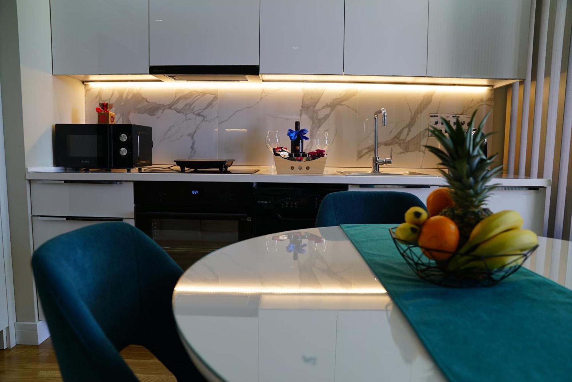 Diamond 72 Apartment , Skopje City - Center, Diamond Residences, Free Parking ภายนอก รูปภาพ